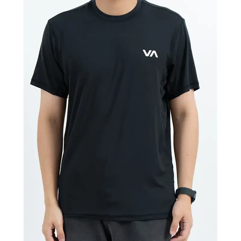 Black Quick-Dry Crew Neck T-Shirt with Contoured Side Seams and Chest Logo