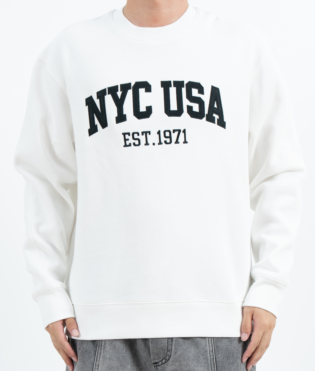 Graphic Crew Neck Sweatshirt